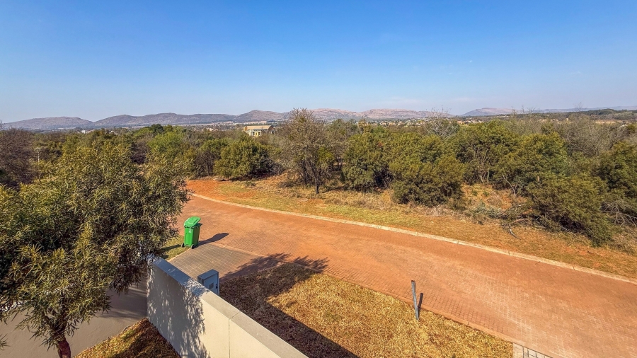 5 Bedroom Property for Sale in Leloko Lifestyle Estate North West